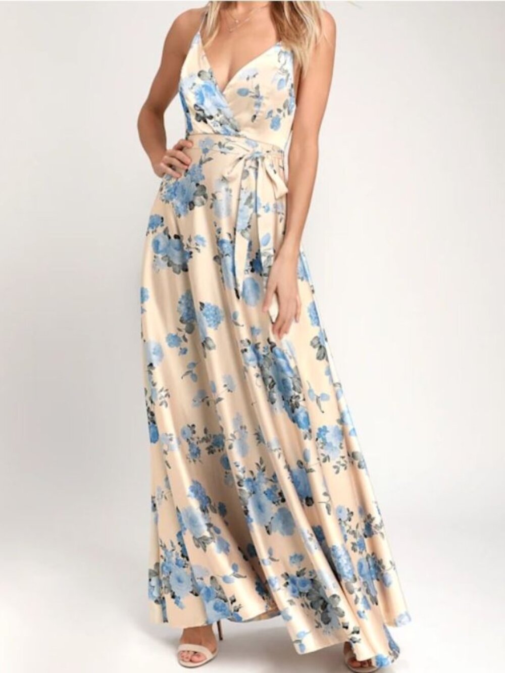 Lulu's Overjoyed Champagne Satin Blue Floral Print Maxi Dress Women's Size M